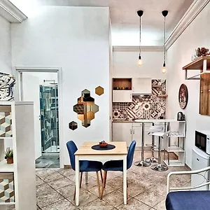 Zanzi 's Casa vacanze Avola