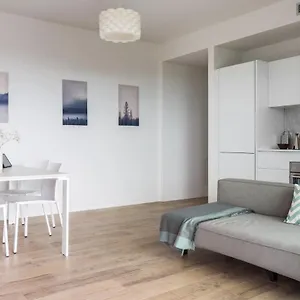 Joivy Uptown Flats With Balcony, Good Connection To Centre Appartamento Milano